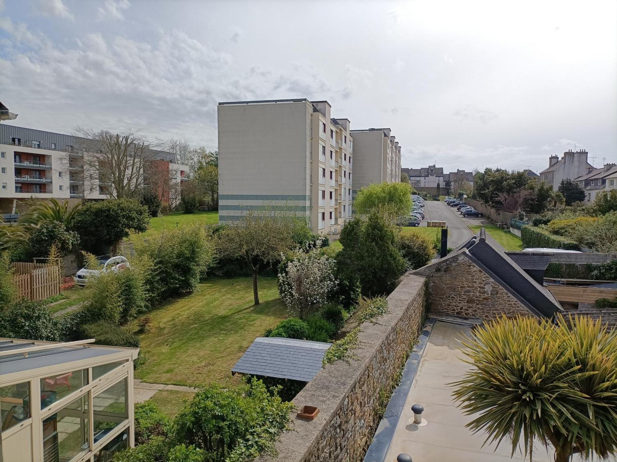 Chambre Maison De Ville Dans La Cite Des Trois Vallees Saint-Brieuc Exterior photo